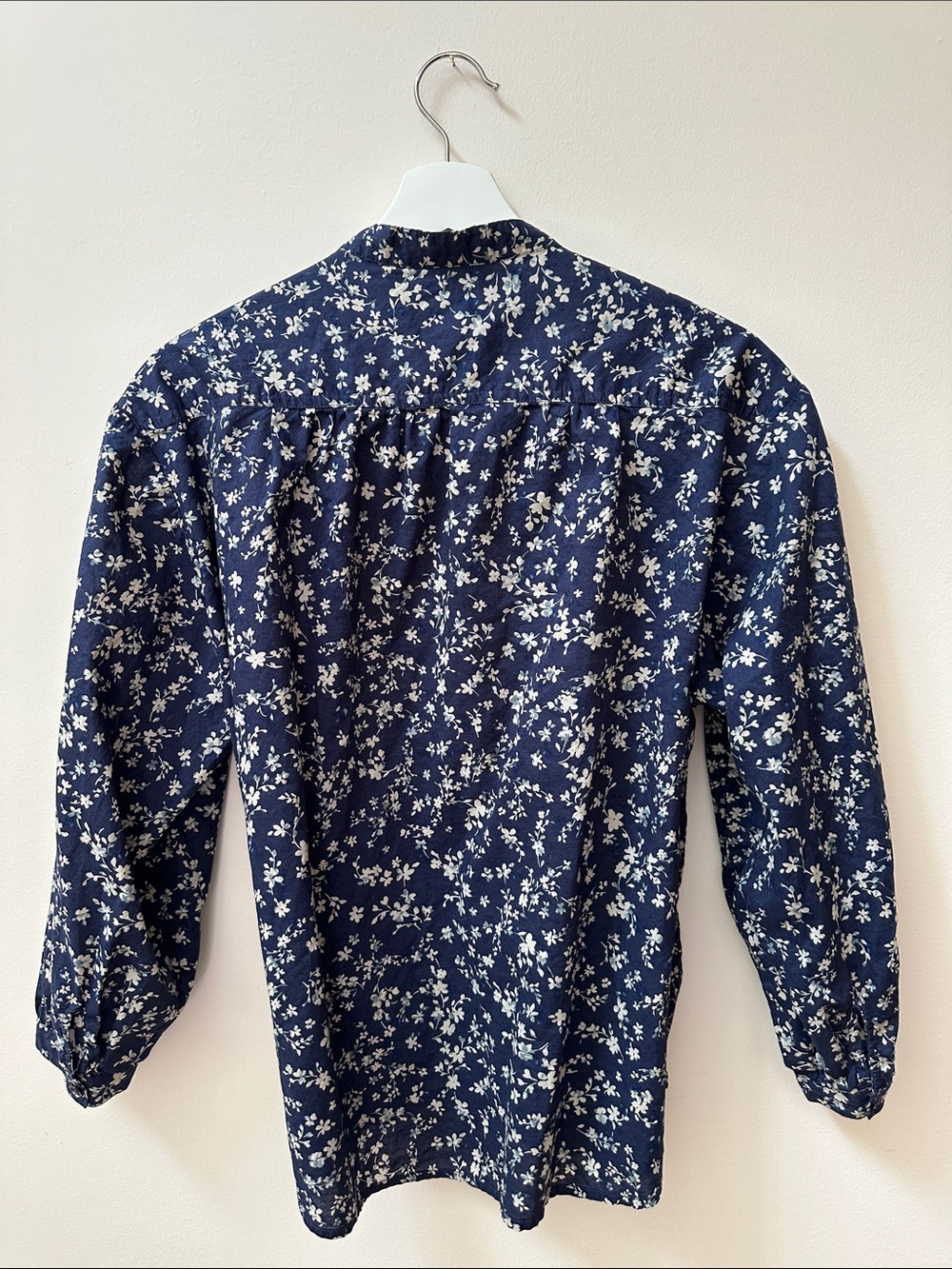 GAP Navy Blue Floral Button-Front Top - Picture 4 of 5